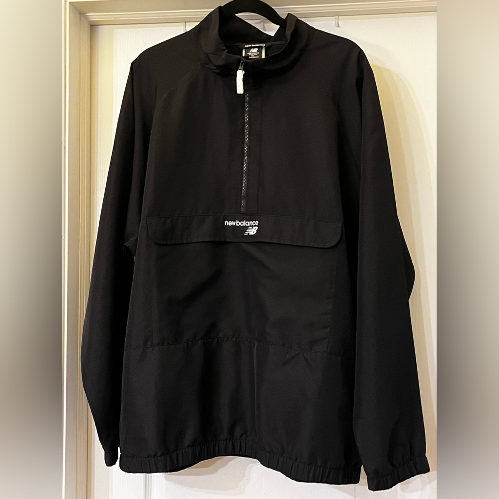 New Balance Blk QuarterZip Elastic Waistband W/Velcro Pocket Athletic Windbreak